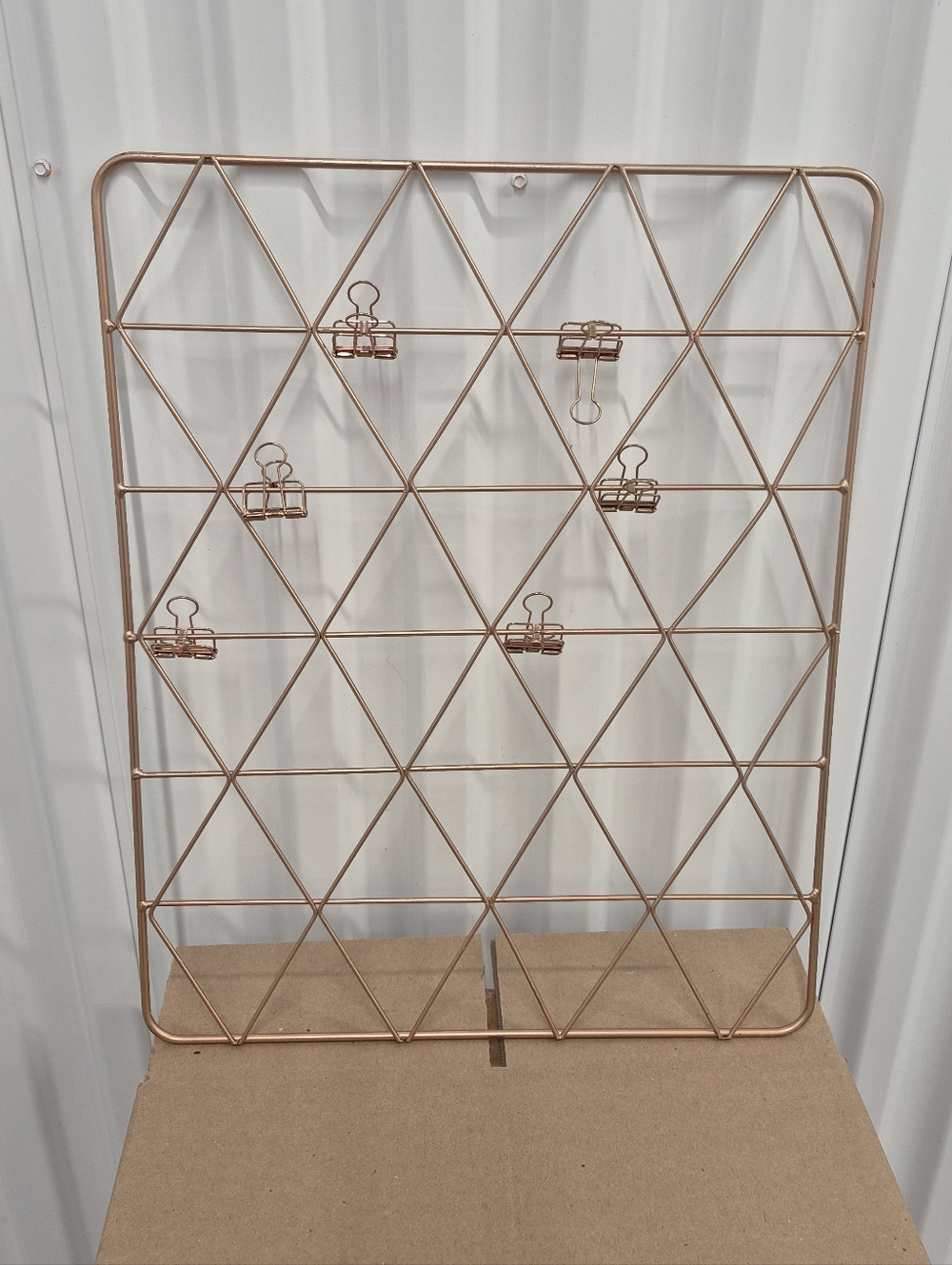 Rose Gold Tone Metal Grid Photo Note Holder Organizer Wall Decor Matching Clips - Picture 8 of 8